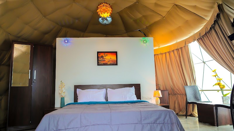 Misty Green Hills Parks & Resorts