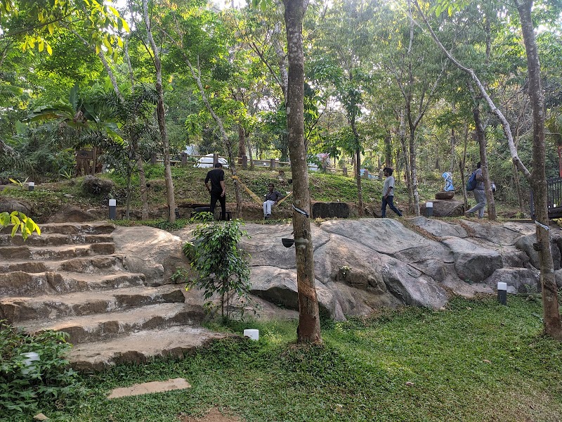 Thiruvona Mala Trekking Point