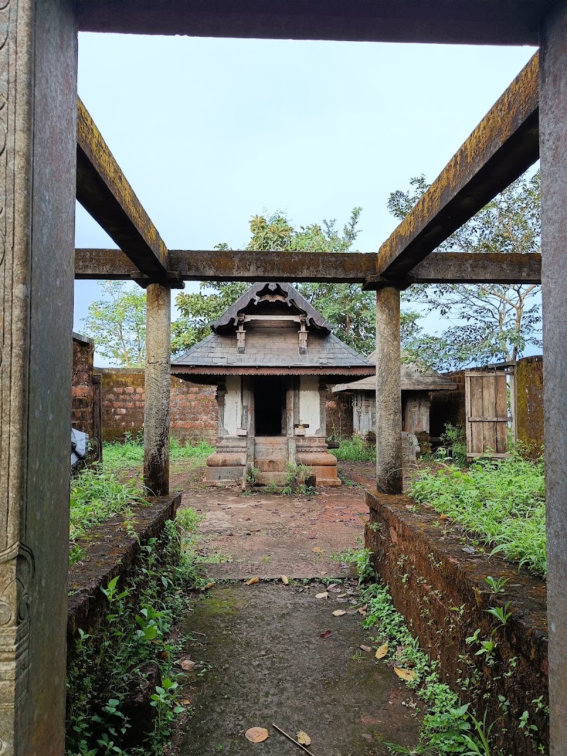 Thiruvona Mala Trekking Point