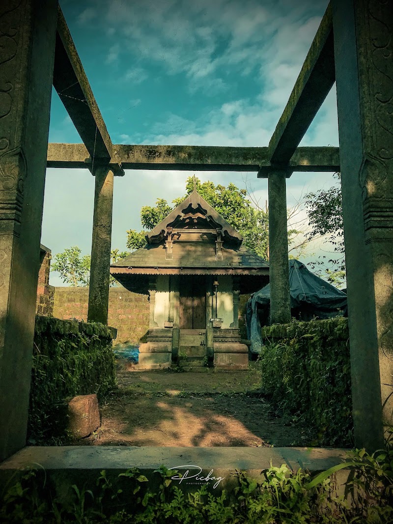Thiruvona Mala Trekking Point